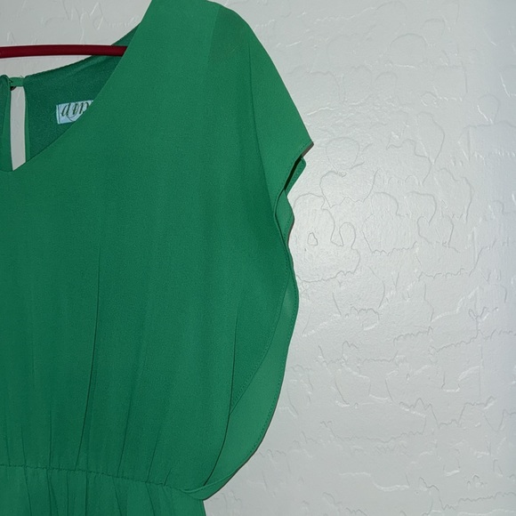 Dina Be Dress - Green, Open-back - Small - Picture 4 of 6